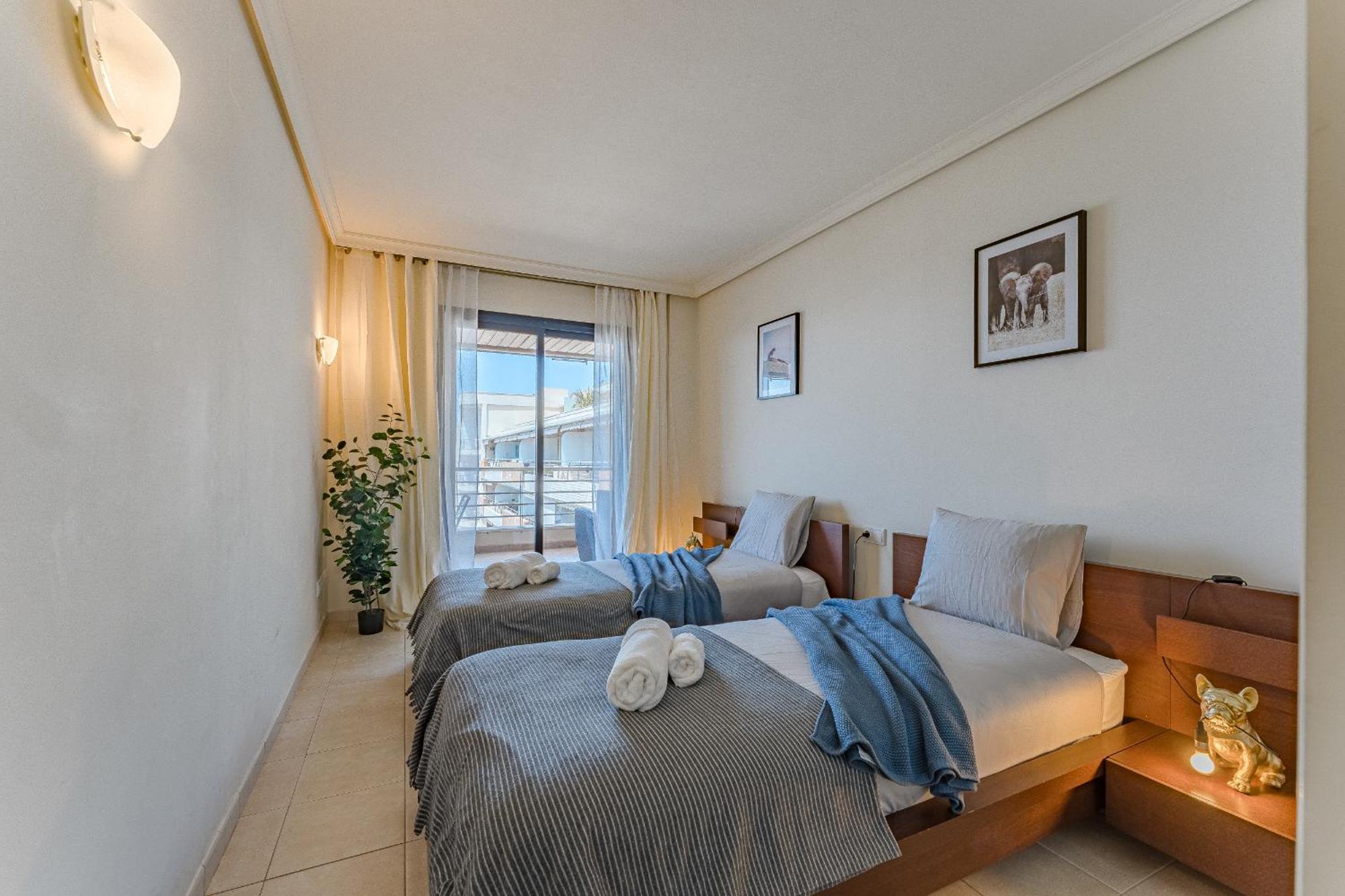 Hermitage Homes Blg Puerto de Santiago  Buitenkant foto